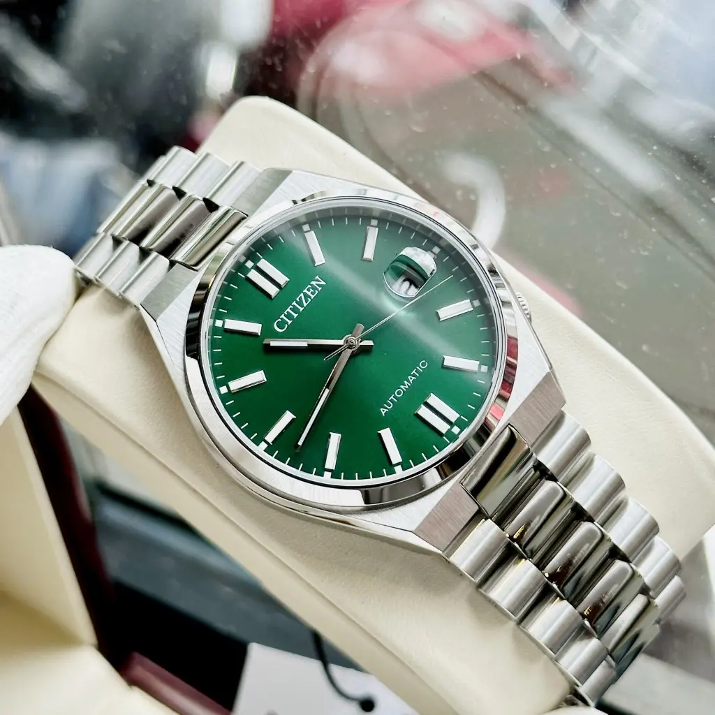 Đồng Hồ Nam Citizen NJ0150-81A chống nước 50m tiện lợi
