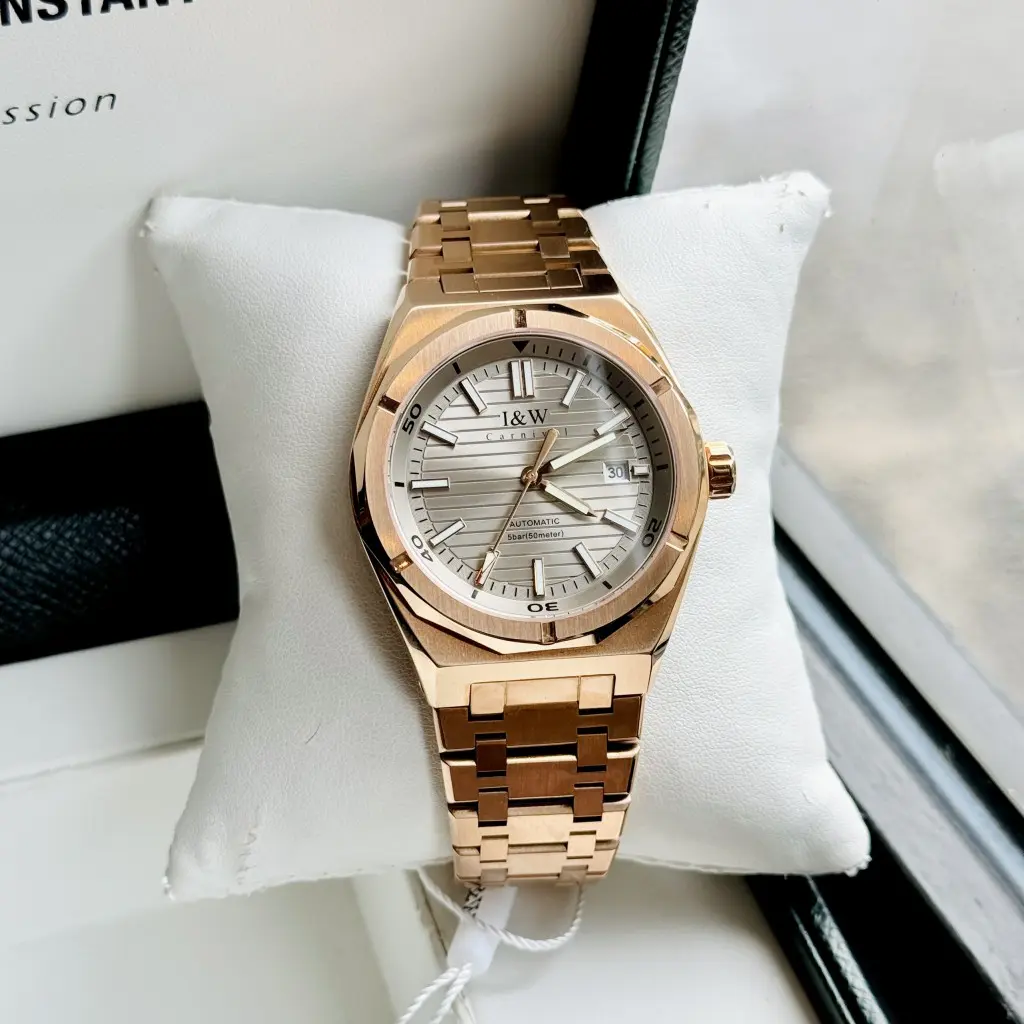 Bộ máy Automatic chuẩn Thụy Sĩ hoạt động êm ái