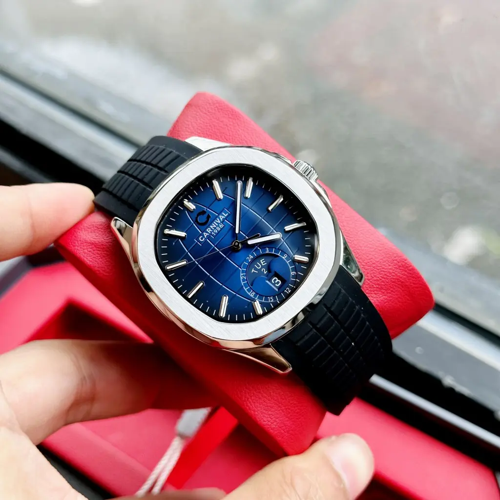 ĐỒNG HỒ NAM Carnival Aquanus trang bị bộ máy cơ Automatic Thụy Sĩ