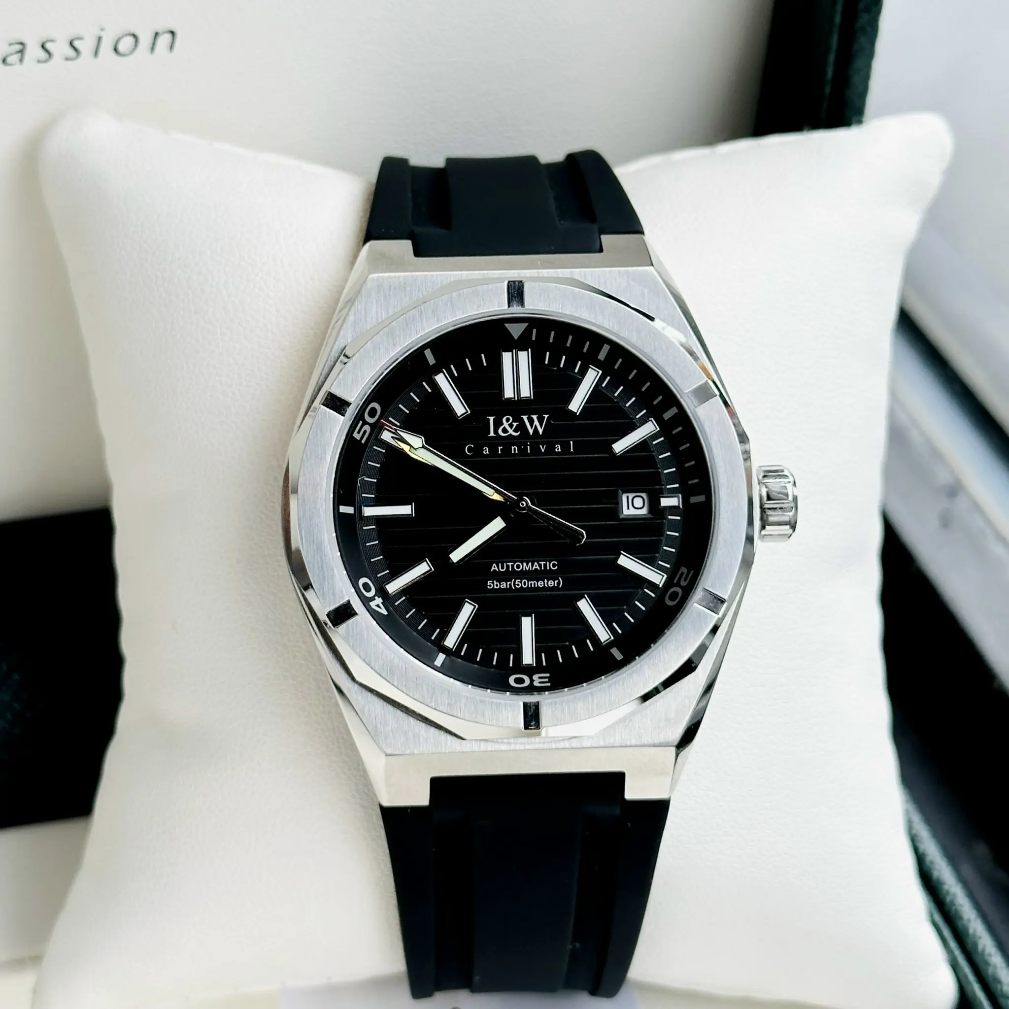 ĐỒNG HỒ NAM I&W Carnival 711G - Mặt Black - Viền Bạc Trơn - Dây Da - Automatic - Kính Sapphire