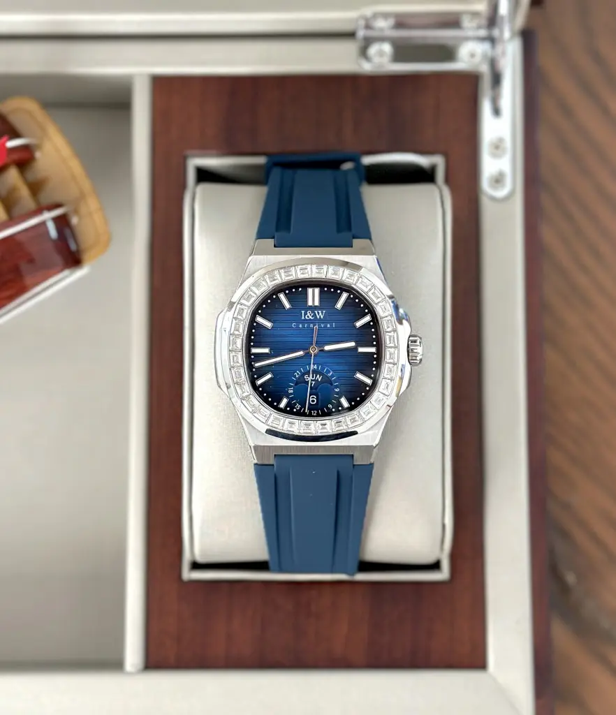 Bộ máy Automatic Thụy Sĩ giúp ĐỒNG HỒ NAM I&W Carnival hoạt động cực kỳ bền bỉ