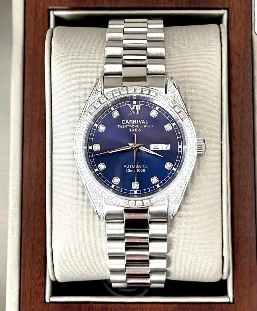 ĐỒNG HỒ NAM CARNIVAL 8907G-VT-X - Size 40mm – Dây Thép – Automatic- Kính Sapphire