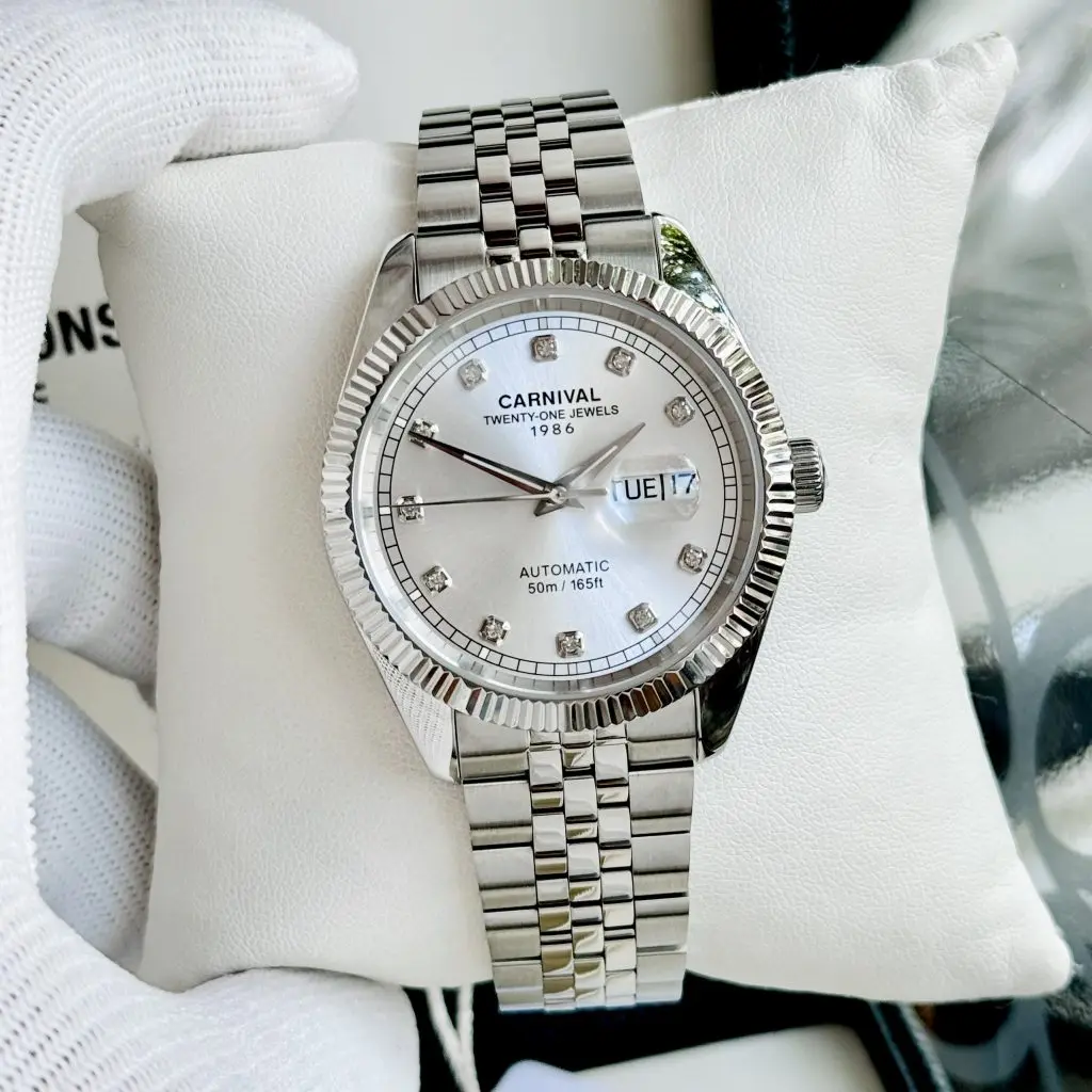 Bộ máy Automatic hoạt động bền bỉ và chính xác