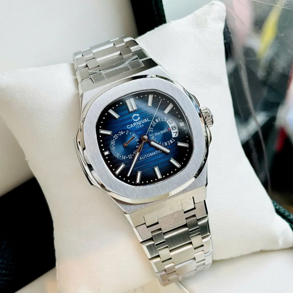 Kính Sapphire nguyên khối giúp chống trầy xước vượt trội