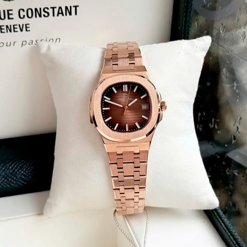 Kính Sapphire chống xước và dây đeo cao cấp