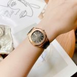 ĐỒNG HỒ Nữ Carnival 8161L- Mặt Đen -Dây Da Viền Vàng - Pin - Kính Sapphire — ảnh 5