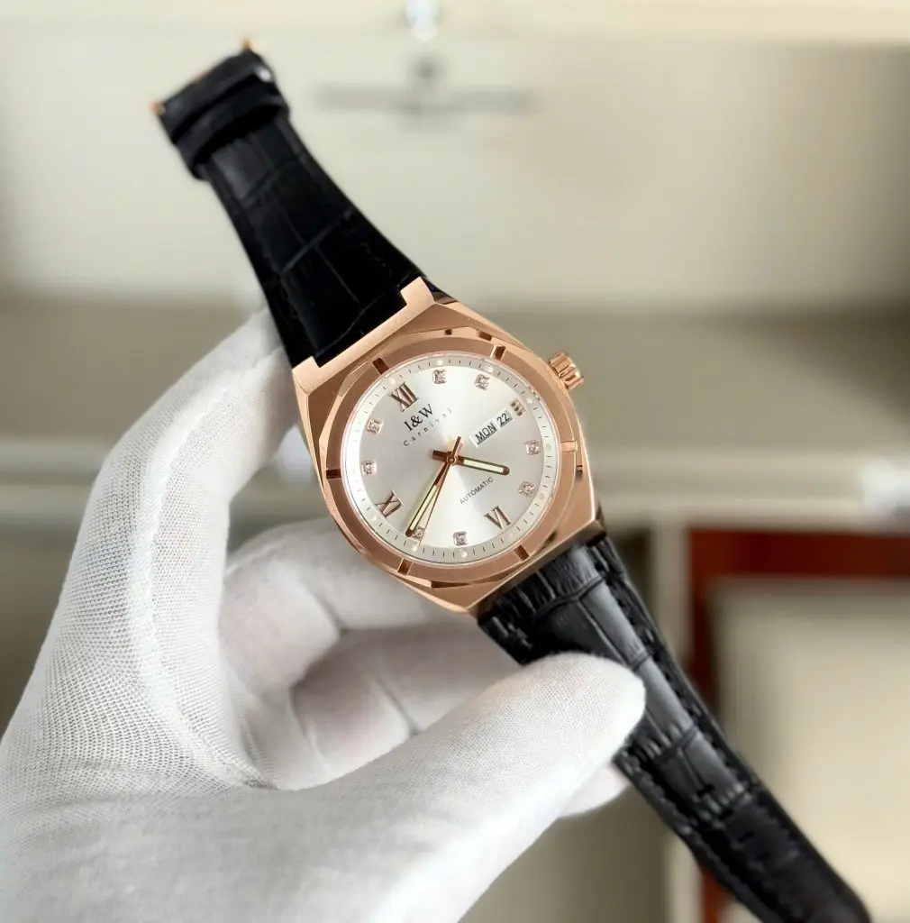 Bộ máy Automatic bền bỉ không cần thay pin