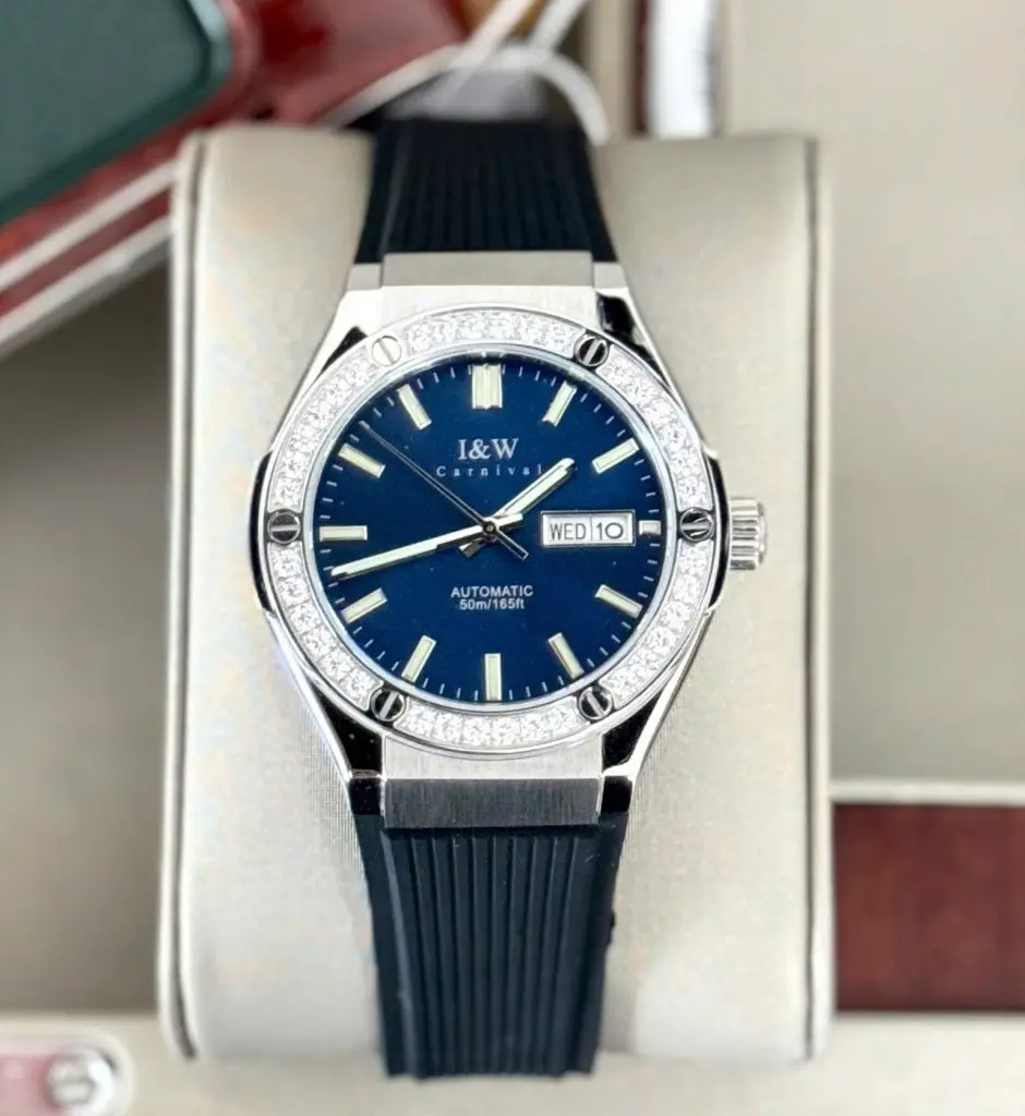 Đồng hồ nam I&W Carnival 55851G mặt đá Blue sang trọng