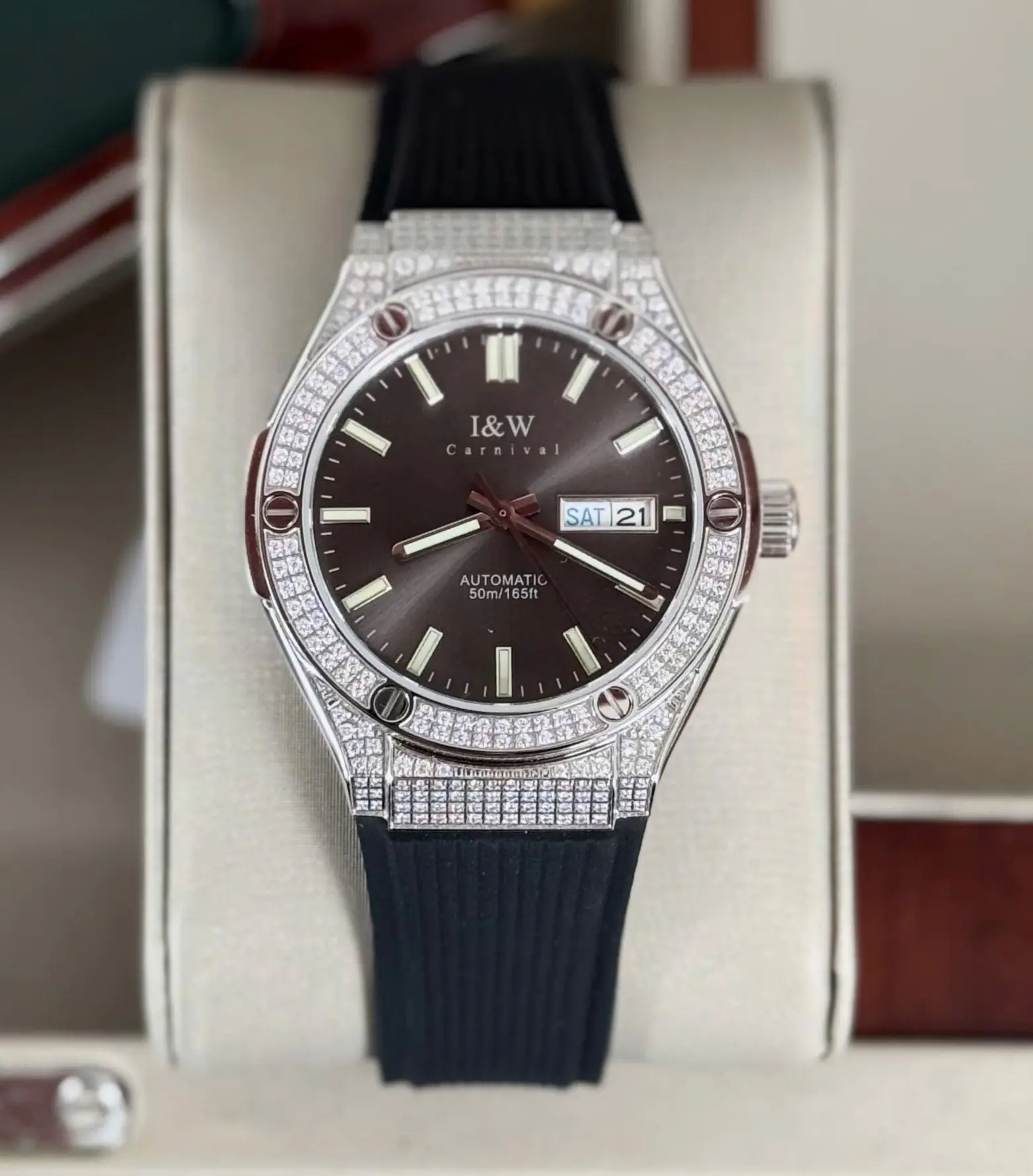 ĐỒNG HỒ NAM I&W CARNIVAL 55851G - Mặt Full Đá Xám – Automatic- Kính Sapphire