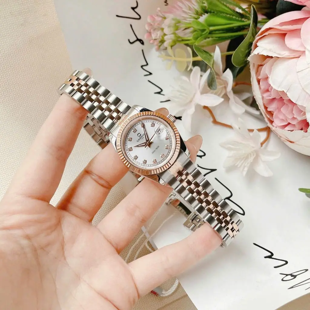Dây đeo mang lại cảm giác êm ái và linh hoạt phối đồ