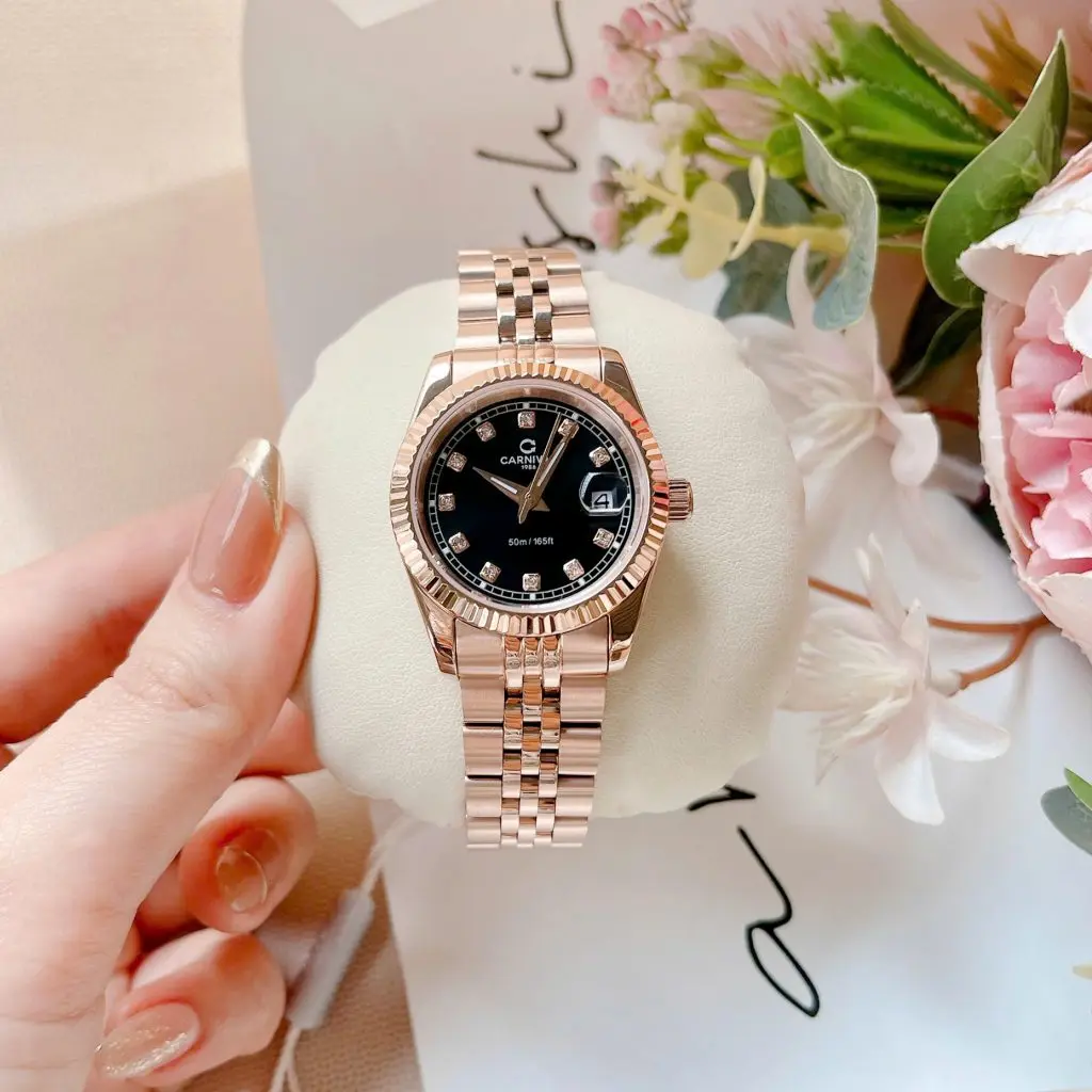 Bộ máy pin Thụy Sĩ bền bỉ cùng khả năng chống nước 50m