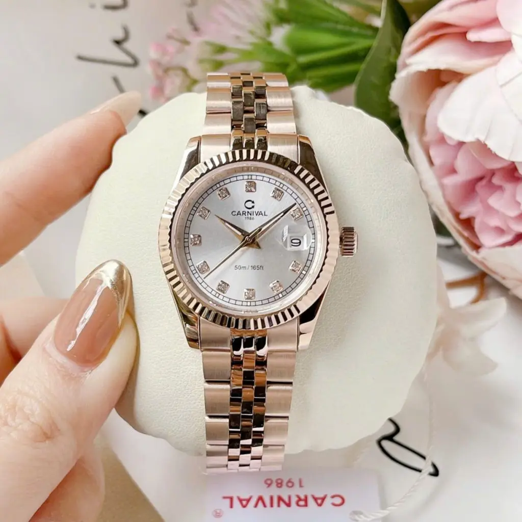 ĐỒNG HỒ Nữ Carnival 8131L-VH-T-Mặt mang vẻ đẹp thanh cao và sang trọng