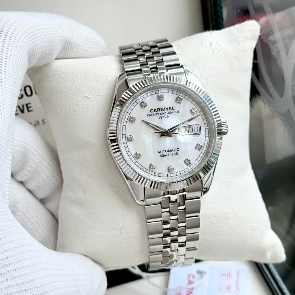 Khung vỏ thép 316L sáng bóng cùng mặt kính Sapphire bền bỉ