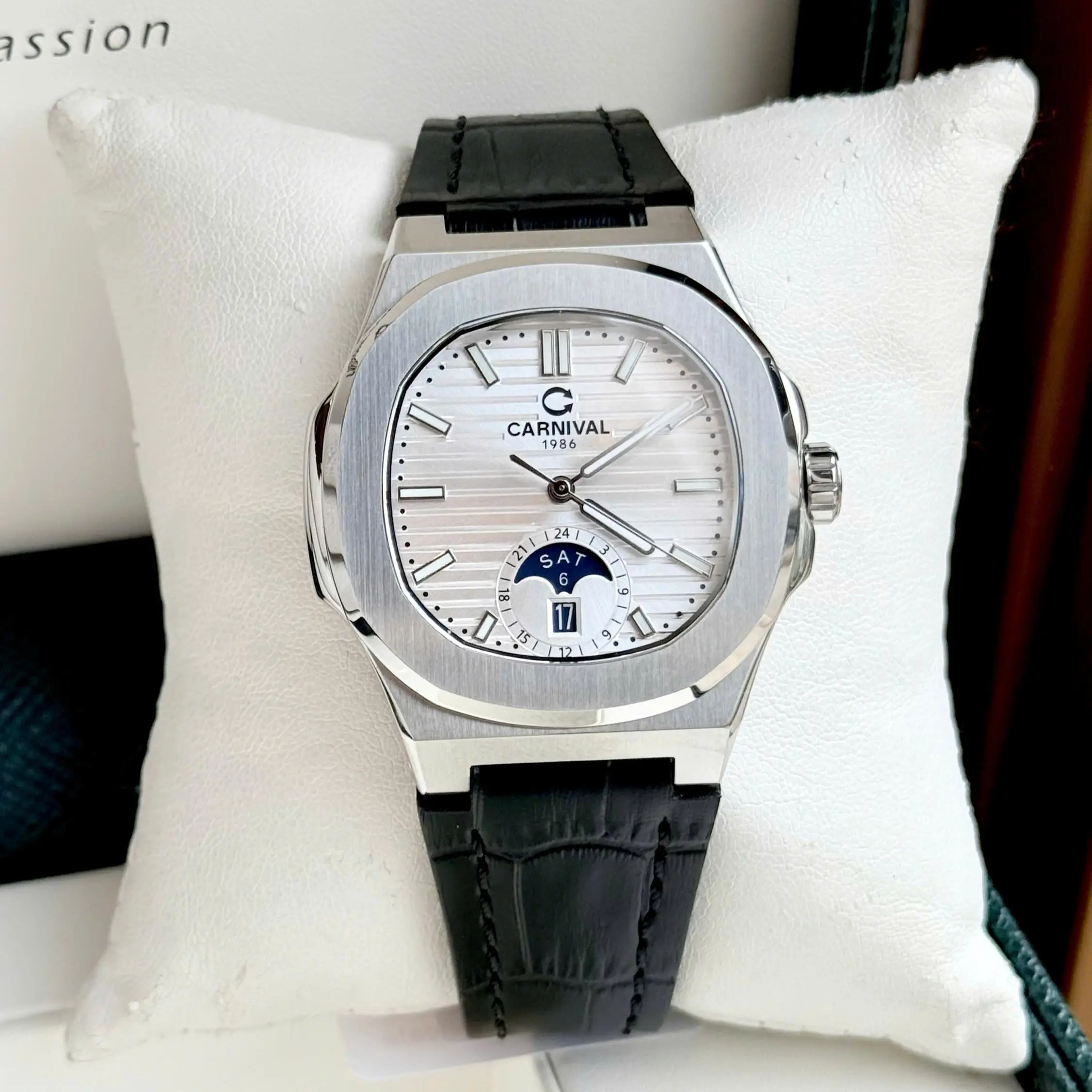 Đồng Hồ Nam Carnival 8110G1 - Mặt Trắng - Dây Da - Automatic - Kính Sapphire
