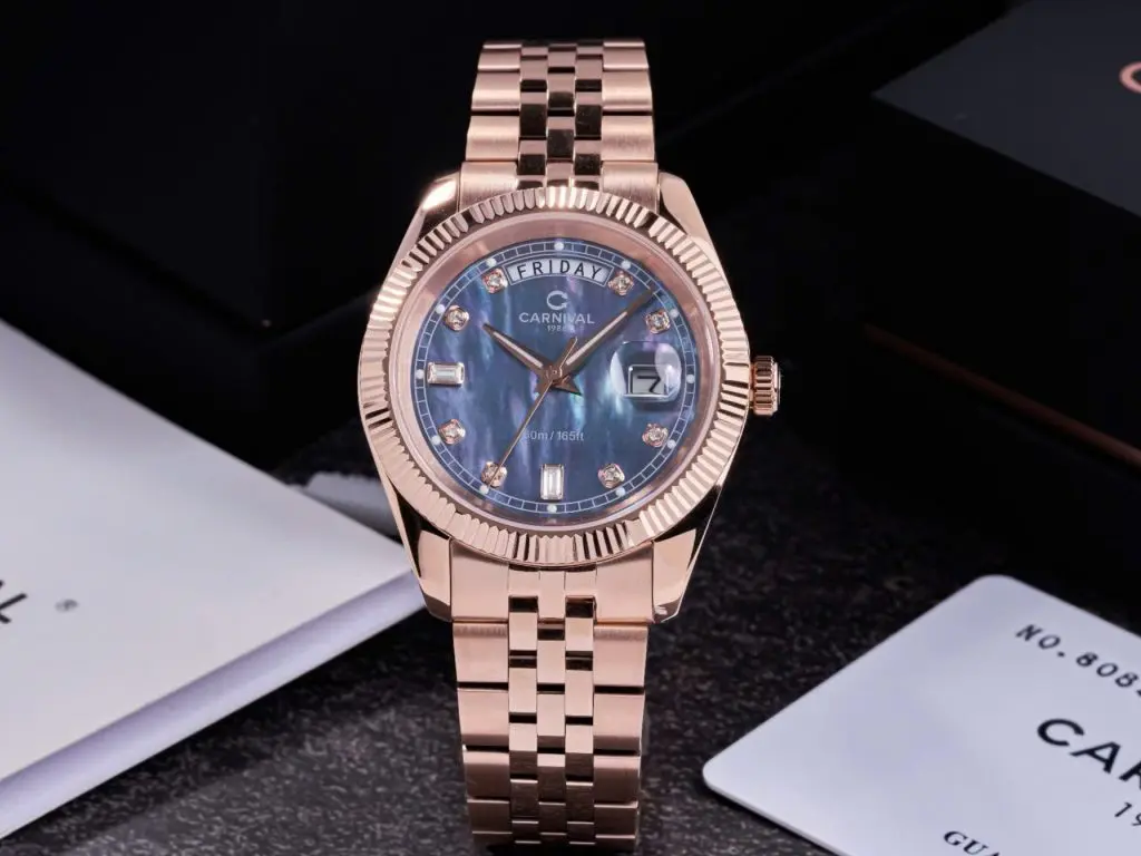 Đồng Hồ Nam Carnival 8190G-VH-DK sang trọng