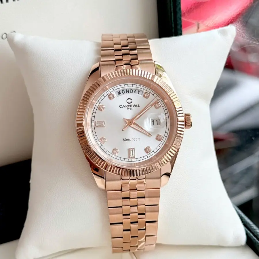 Đồng Hồ Nam Carnival 8190G-VH-T DAYDATE-Thép Vàng-Mặt Trắng-Pin-Kính Sapphire