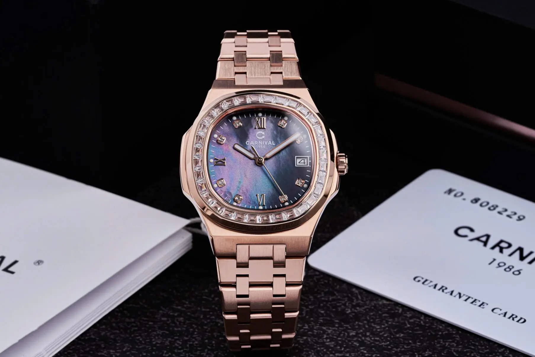 ĐỒNG HỒ Nữ Carnival 8160L2-VH-DK-Dây Thép - Pin - Kính Sapphire