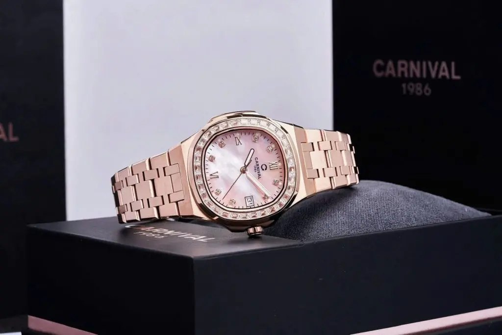 Mặt kính Sapphire chống xước cùng tùy chọn dây thép hoặc dây da