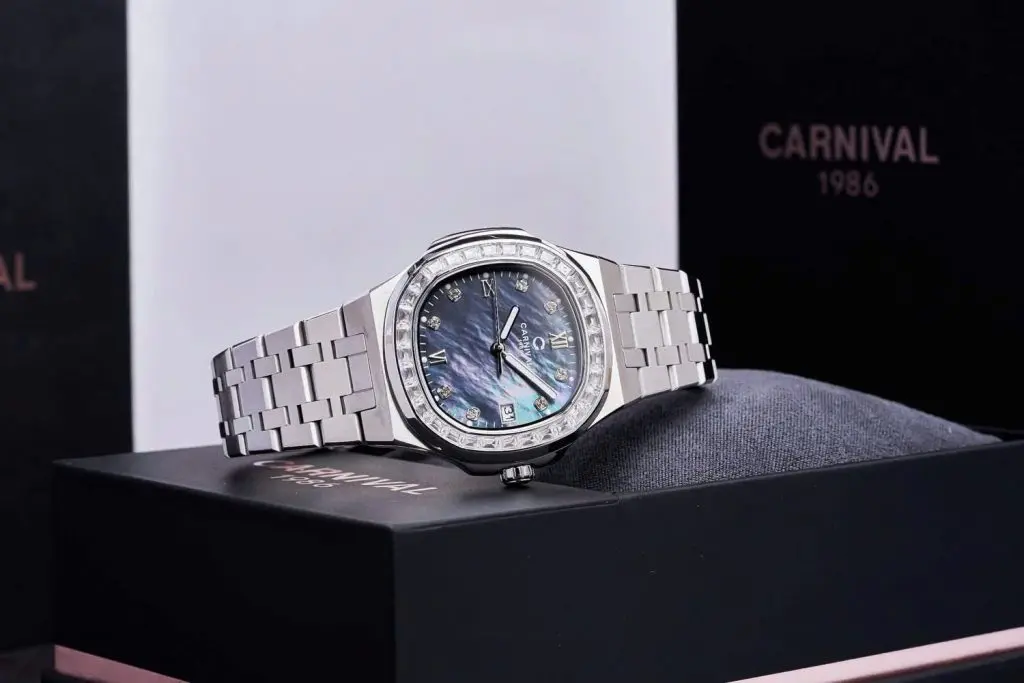 Mặt kính Sapphire chống trầy xước cực kỳ hiệu quả