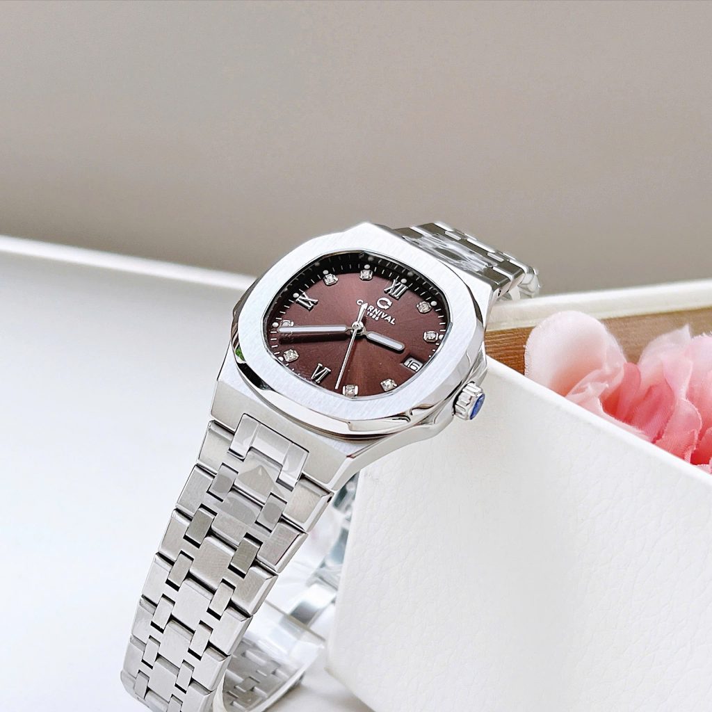 Độ chịu nước 50m mang lại sự an tâm khi sử dụng hàng ngày