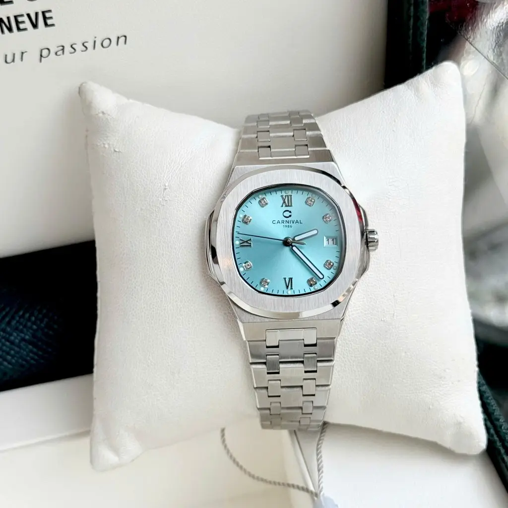 Dây thép chống gỉ và mặt kính Sapphire chống xước hoàn hảo