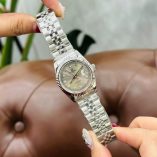 z7731323919445_9304e19049de44558654dbc129800693