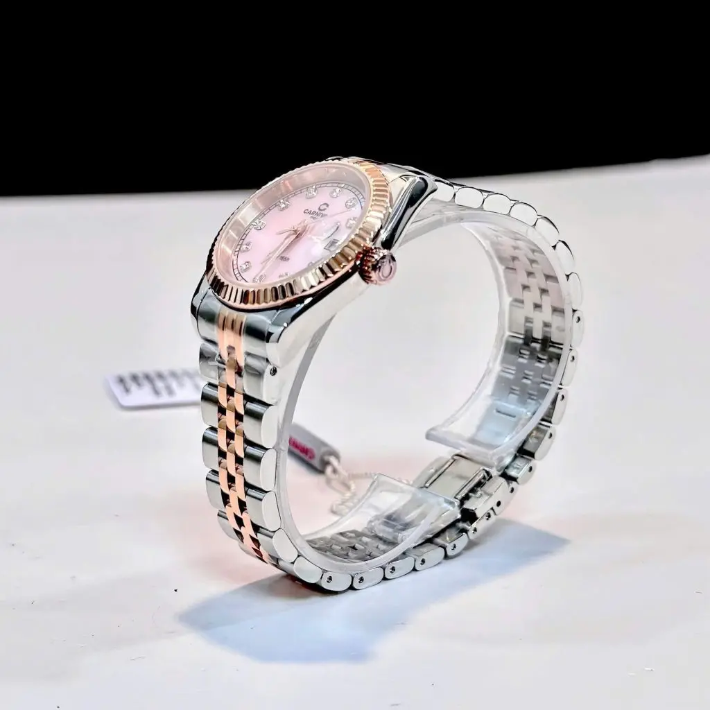 Bộ máy Quartz hoạt động bền bỉ cùng khả năng chống nước 50m