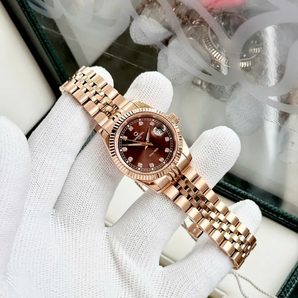 Mặt số màu nâu cuốn hút cùng kích thước 30mm chuẩn mực
