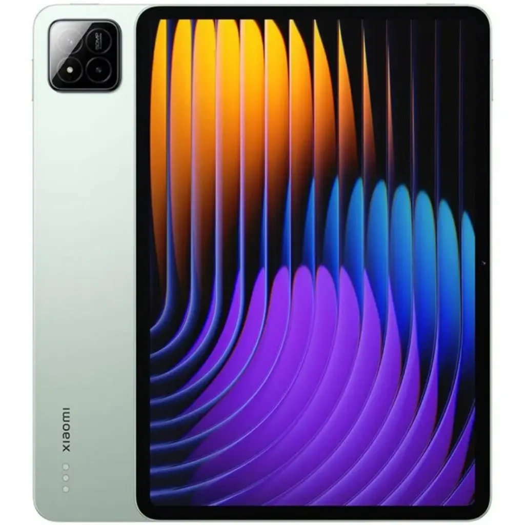 Màn hình 11.2 inch sắc nét với tần số quét 144Hz mượt mà