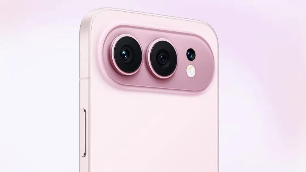 Cận cảnh cụm camera sau xếp ngang màu hồng pastel trên điện thoại Honor 500 5G